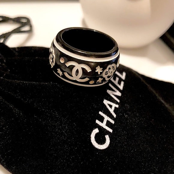 CHANEL Jewelry - Authentic Chanel Black White CC Camellia Crystal Embellished Resin Ring Size 6
